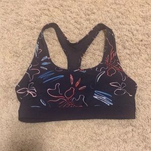 Sports bra